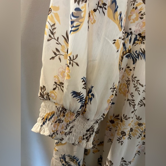 Vada Winter Boutique Bohemian Golden Hour Floral Dress - Picture 6 of 8